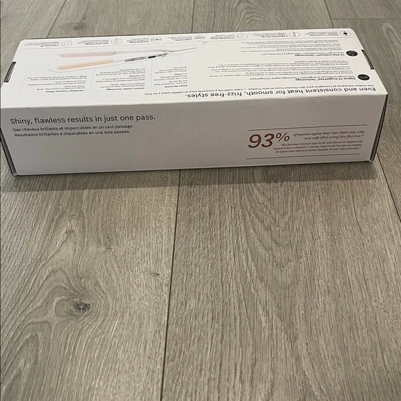 T3 Singlepass Ceramic Hair Tool in blush - Picture 2 of 6